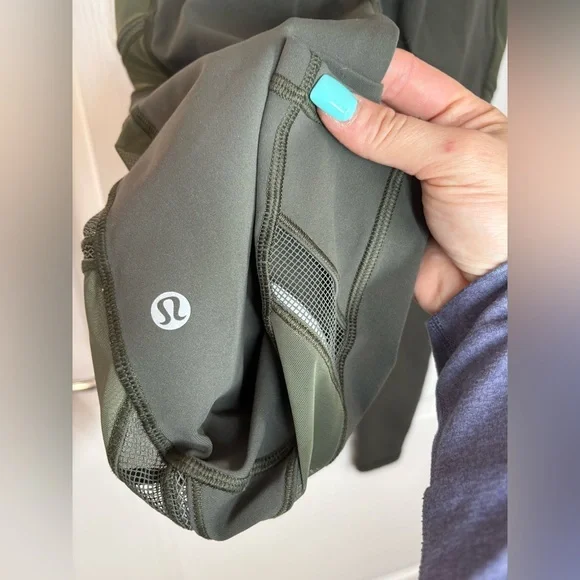 Lululemon•Speed Up Tight *Mesh 28" Full Mesh Leg Detail•Camo Green•10/10EUC• 10 - Picture 11 of 14